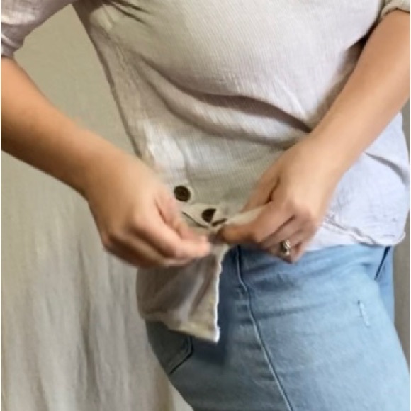 Linen striped shirt with wood buttons - Picture 3 of 5